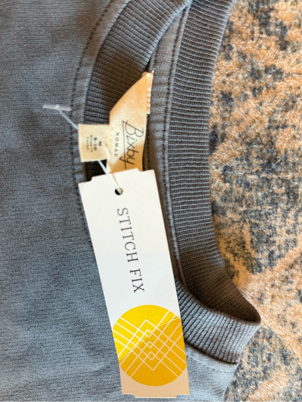 Kids Forest Bear Graphic cropped Sweatshirt - Gray - Picture 2 of 3